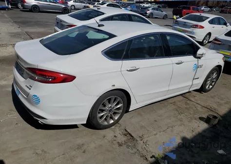 2017 Ford Fusion Se Hybrid z USA, uszkodzony, nr VIN 3FA6P0LU9HR409734